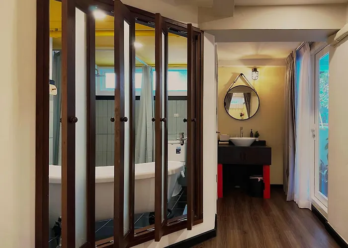 아파트호텔 Belivin'98 Sense Of Pier Sathorn 4*